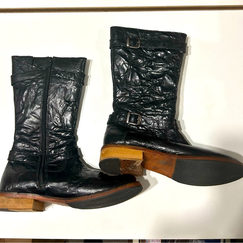 *HOST PICK * Motorcycle crinkle black leather lower calf with zip side boots